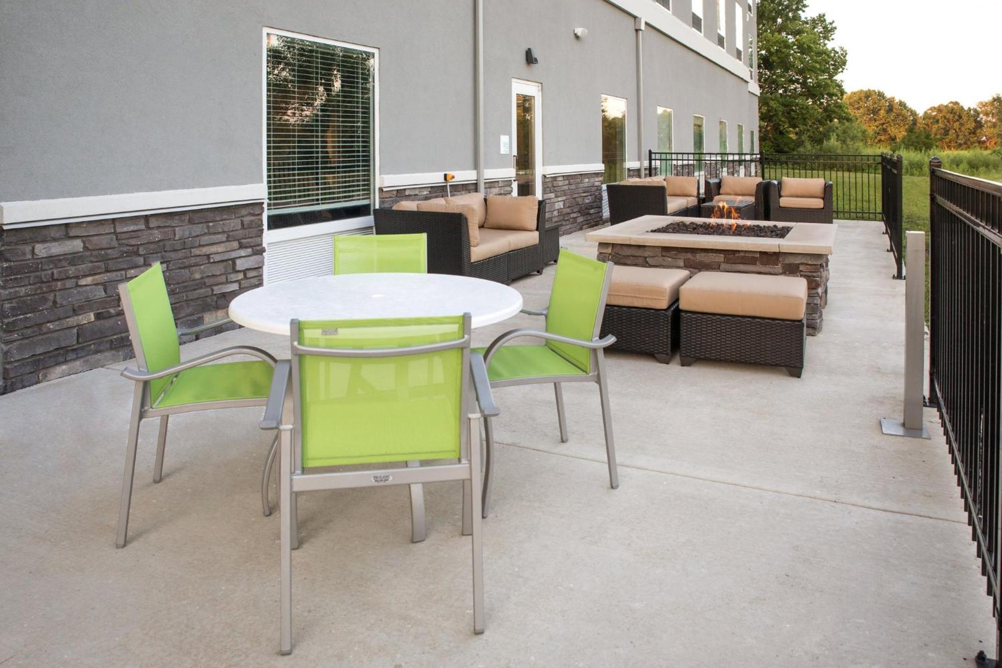 Holiday Inn & Suites Decatur-Forsyth By Ihg Eksteriør billede